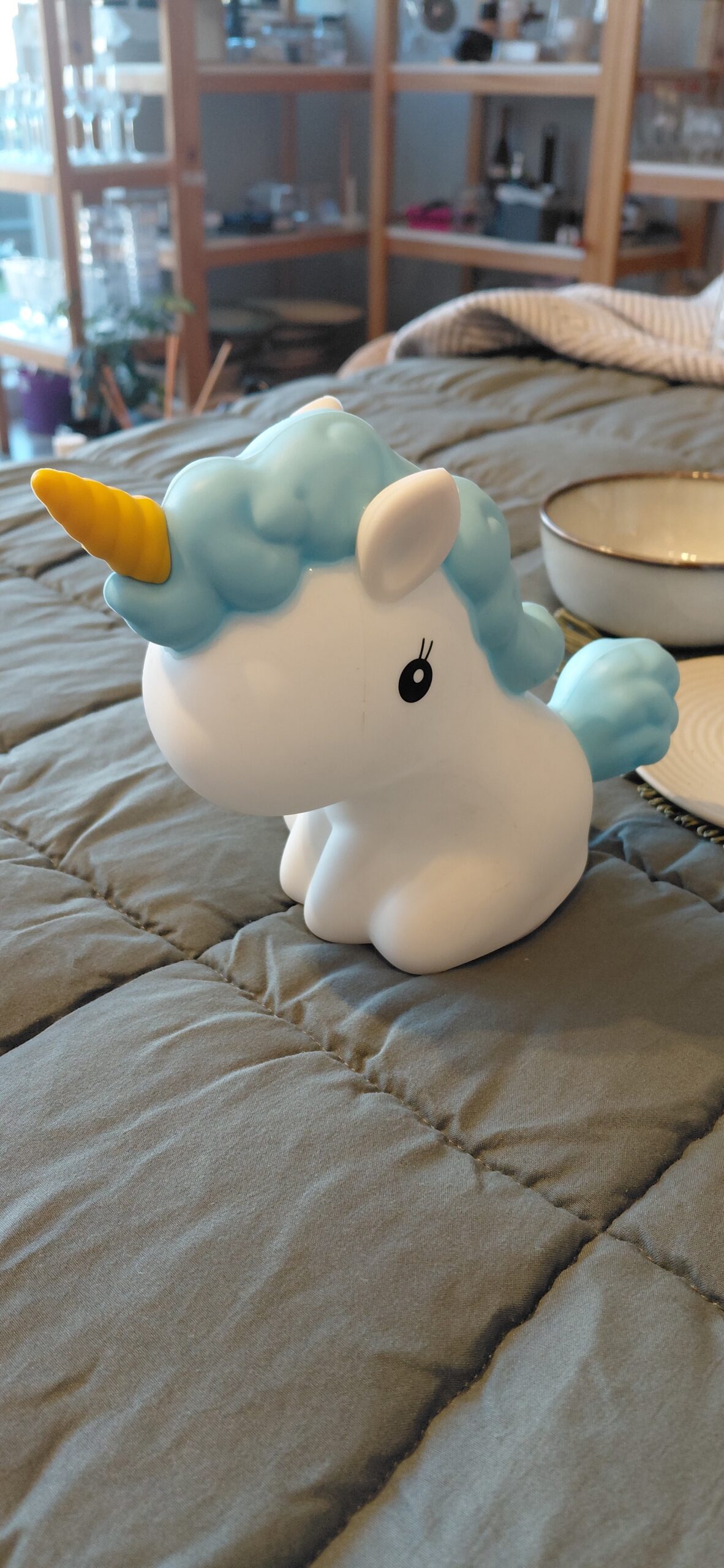 VELADOR UNICORNIO C/PUERTO USB