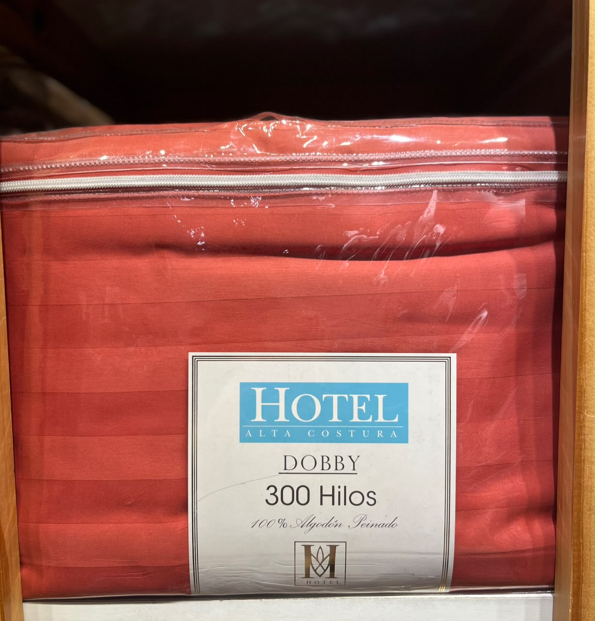 SABANA HOTEL DOBBY 300 HILOS KING